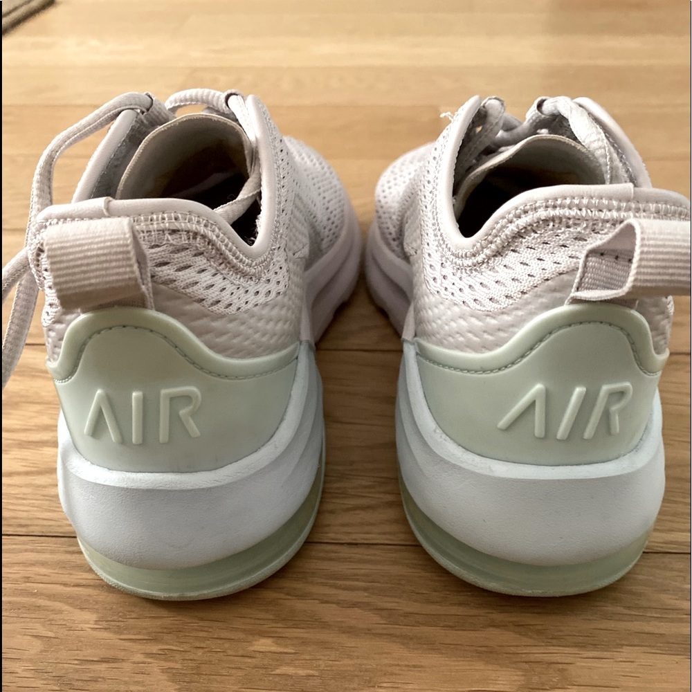 Nike Sneakers - Picture 4 of 7